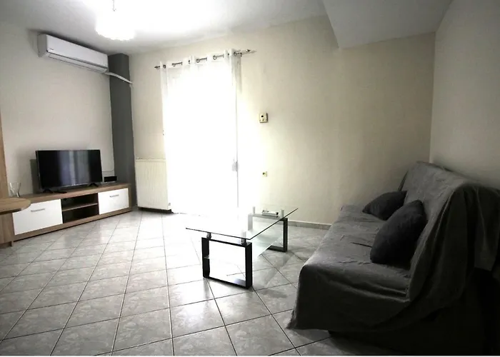 Dimitris Flat * Néoi Epivátai