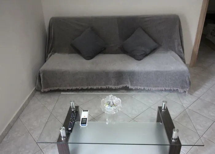 Apartmán Dimitris Flat Néoi Epivátai